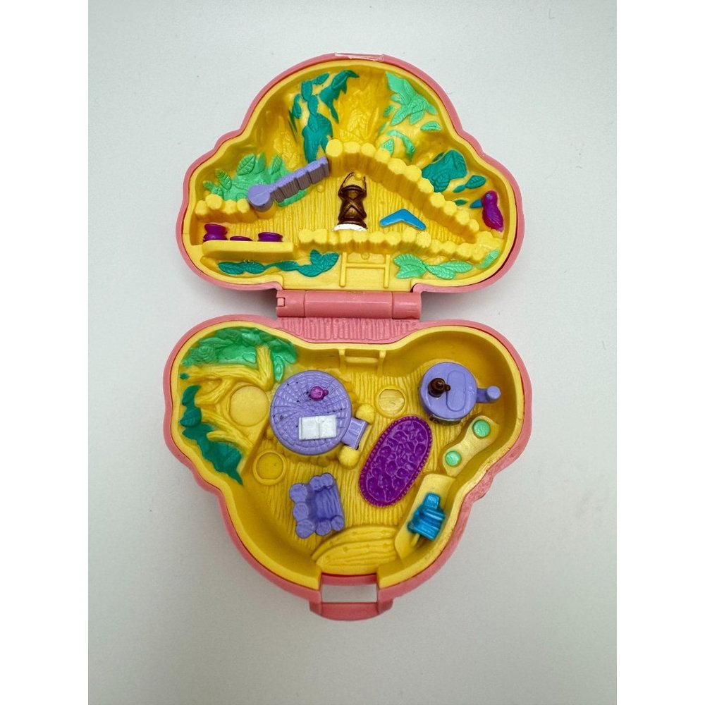 Vintage Bluebird 1994 Polly Pocket Koala Picnic / Polly’s Cuddly Koala Compact